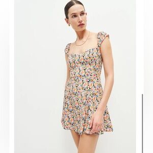 Reformation Tanis Dress NWT - SOLD OUT